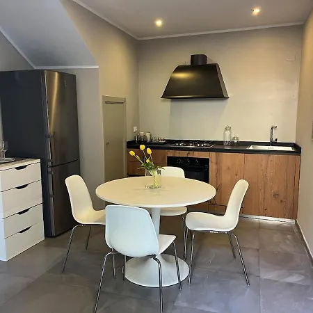 Cozy Private Historic Center